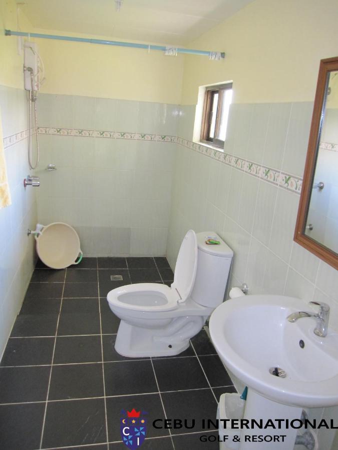 Cebu International Golf And Resort Badian Esterno foto